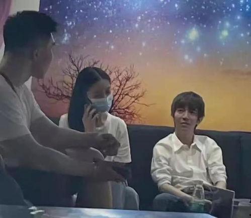 闺蜜爆料郭敬明视频播放,郭敬明神秘视频播放幕后真相揭秘  第2张